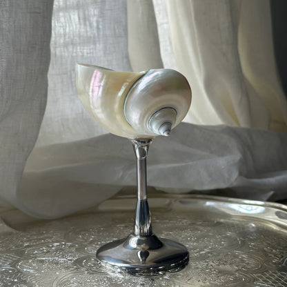 Handmade Natural Shell Metal Base Wine Glasses